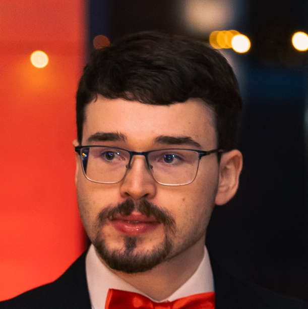 Данила Усачев